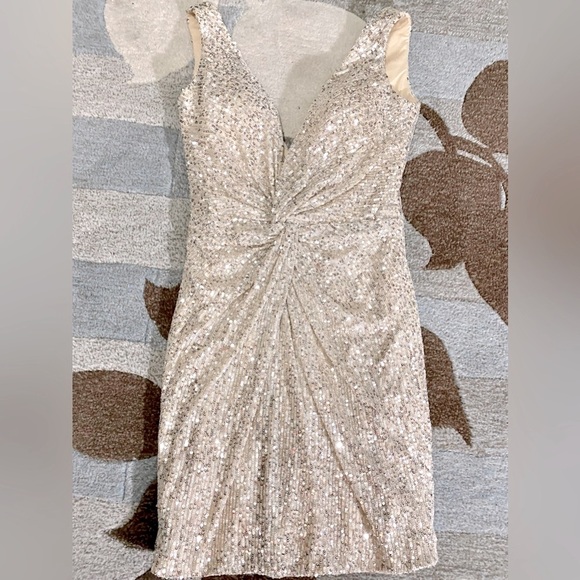 IEENA for MacDugal Front Twist Plunging Silver Sequin Mini Dress - Picture 2 of 11